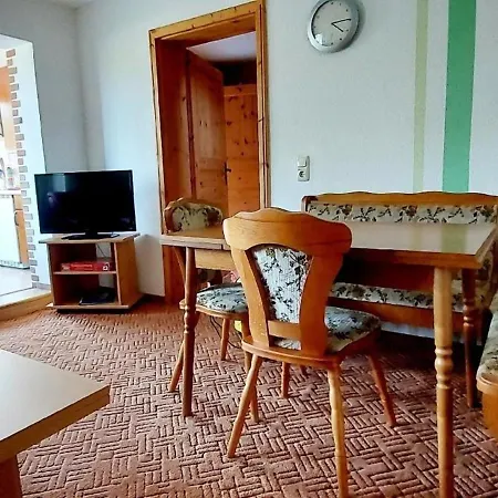 Gemuetliche In Mit Terrasse Apartamento