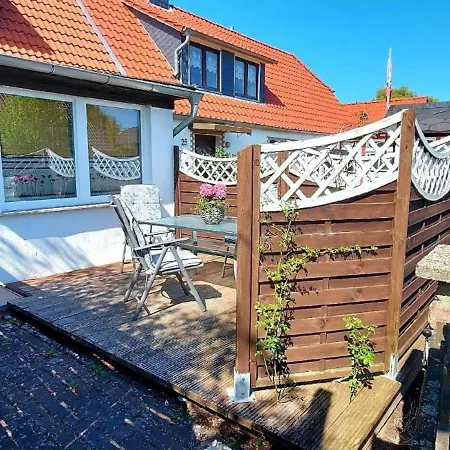 Gemuetliche In Mit Terrasse Apartamento